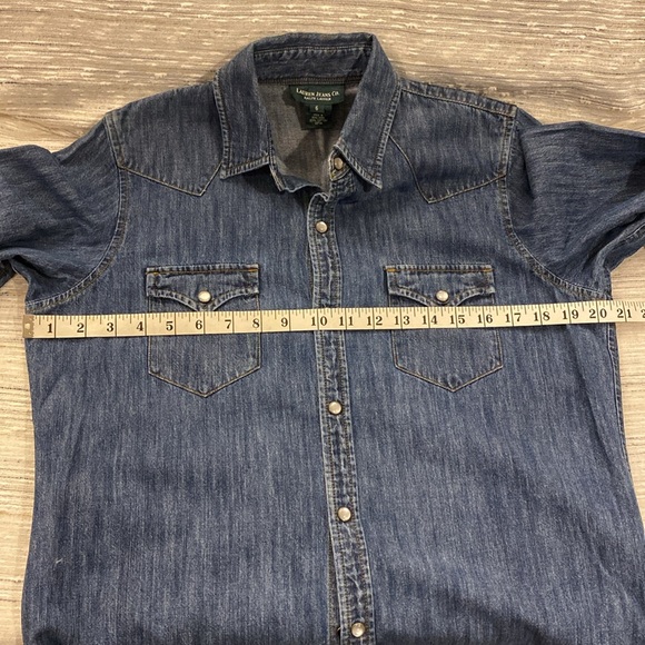 Ralph Lauren denim shirt- shadow on pic- no fading! - Picture 5 of 7